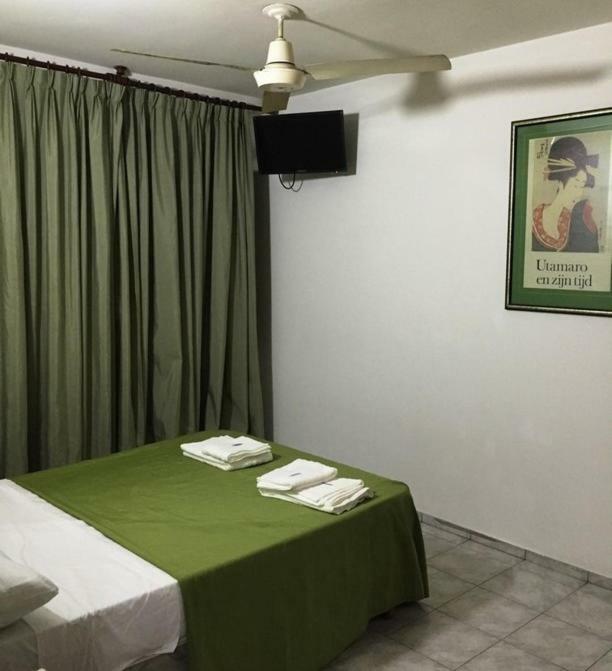 Apart Loren Aparthotel Cordoba Bagian luar foto